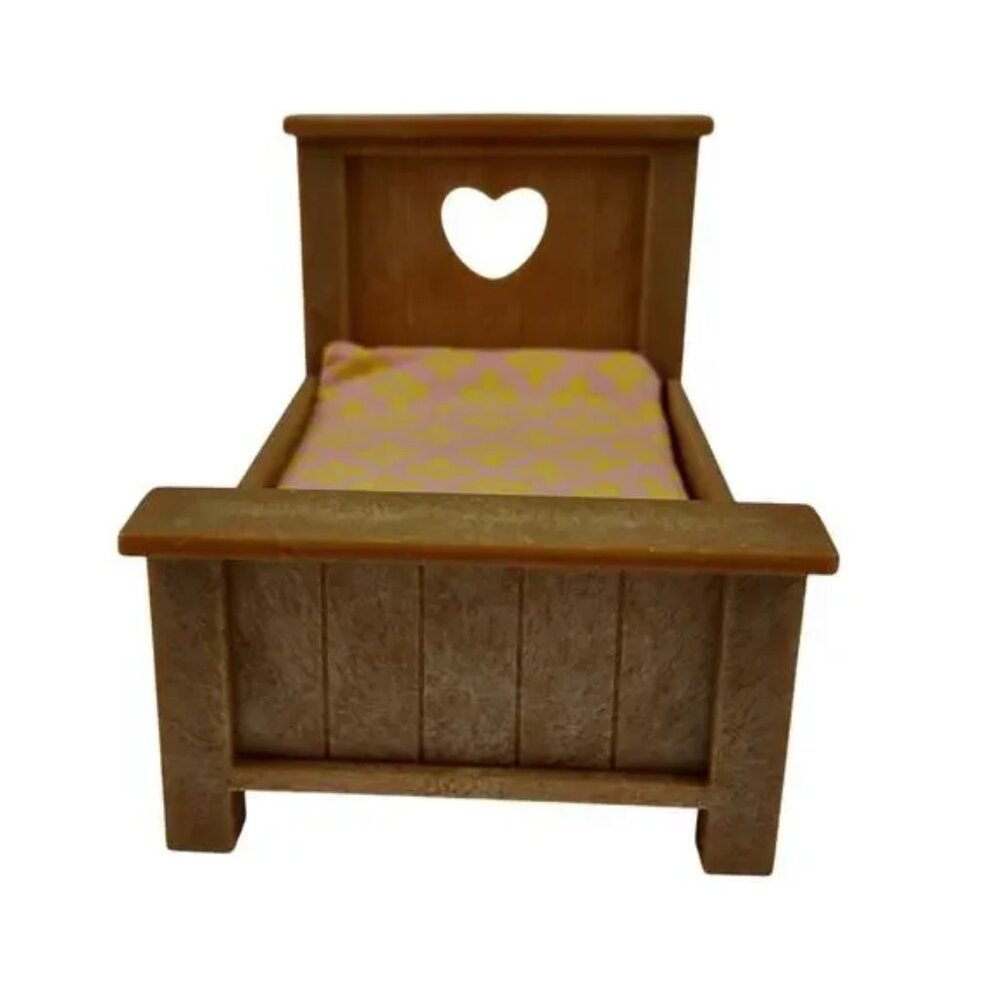 Li'l Woodzeez Honeysuckle Hillside Cottage Bed with Mattress